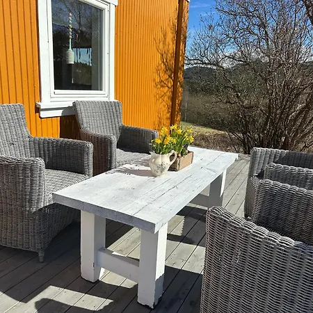 20 Min From Sjusjoen, 30 Min From Lillehammer And Hamar, 2h From Oslo Ringsaker