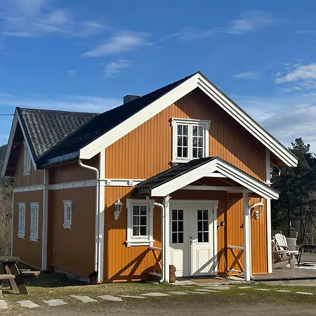 20 Min From Sjusjoen, 30 Min From Lillehammer And Hamar, 2h From Oslo Feriehus Sjusjøen